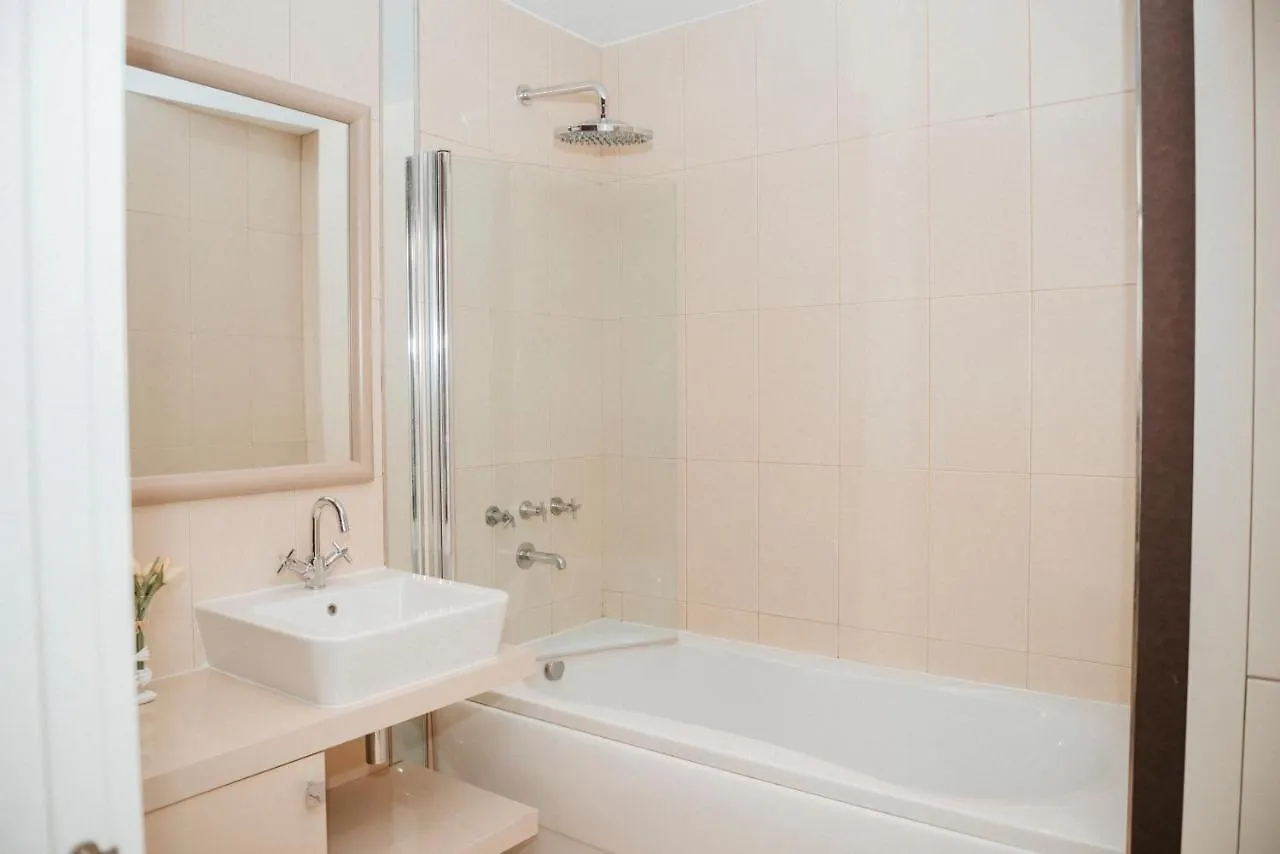 Comfort Deluxe Central Apartments Baku 0*,